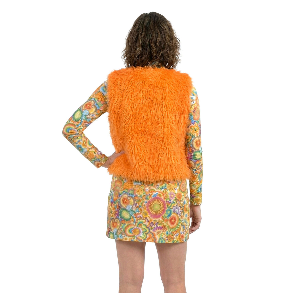 Op deze afbeelding zie je een Kostuums, van het merk Wilbers. Hippie Hella Jurk Vrouw