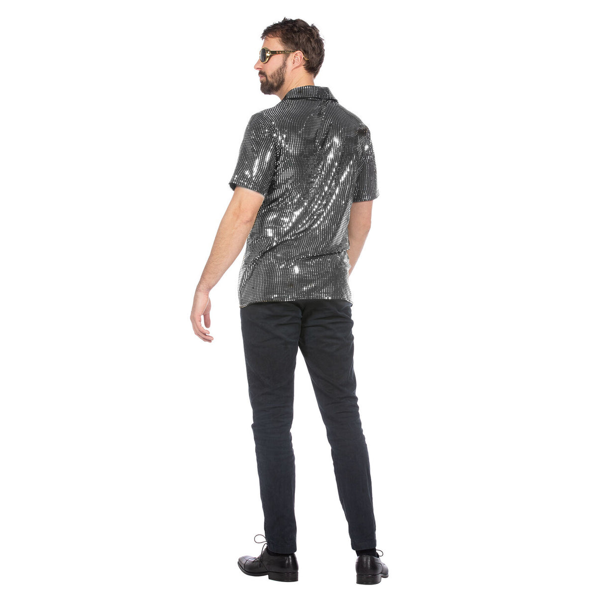 Op deze afbeelding zie je een Kostuums, van het merk Wilbers. Shirt Metallic Disco Bal Zilver Man