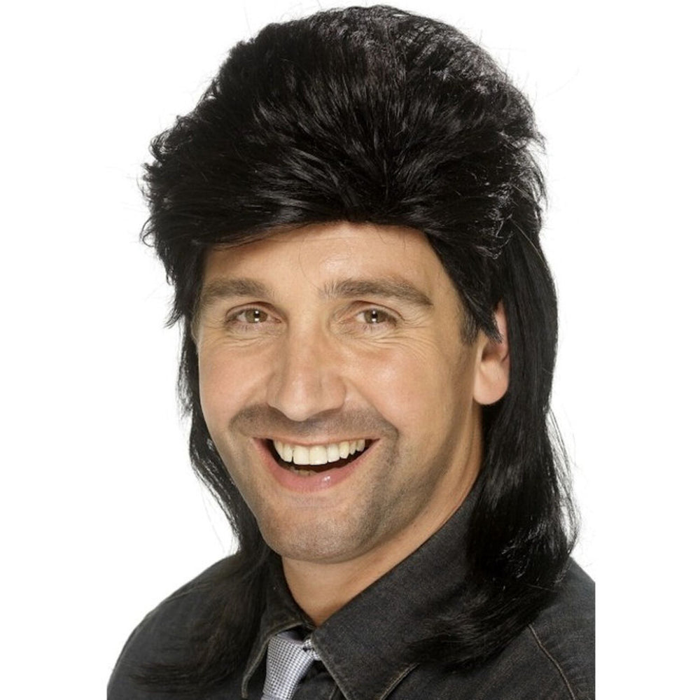 Op deze afbeelding zie je een Accessoires, van het merk Smiffy's. Jason Mullet Zwarte Pruik
