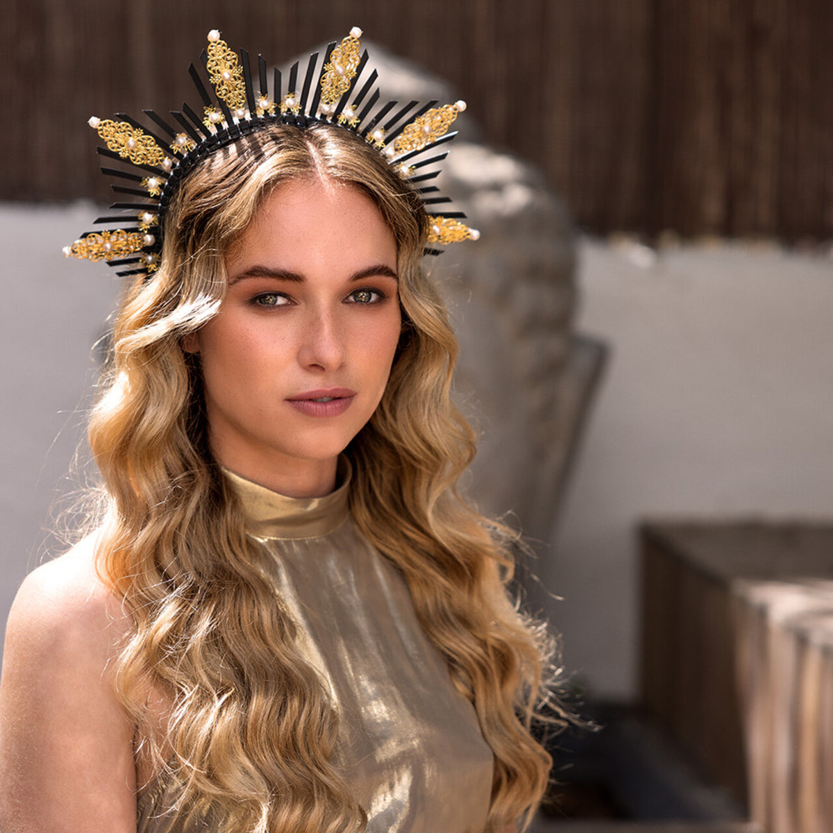 Op deze afbeelding zie je een Accessoires, van het merk Boland. Diadeem Halo Kroon Astra