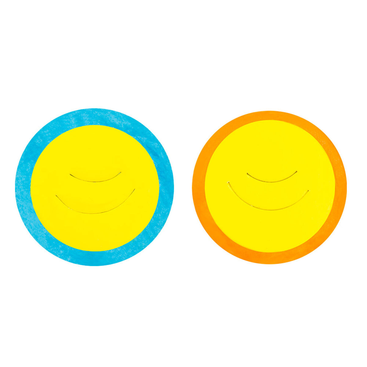 Op deze afbeelding zie je een Decoratie, van het merk Boland. Set 2 Papieren Slingers Kleuren Verjaardagsfeest