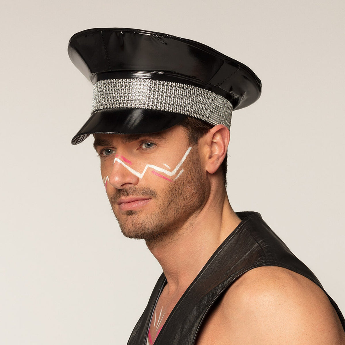 Op deze afbeelding zie je een Accessoires, van het merk Boland. Pet Black Rock