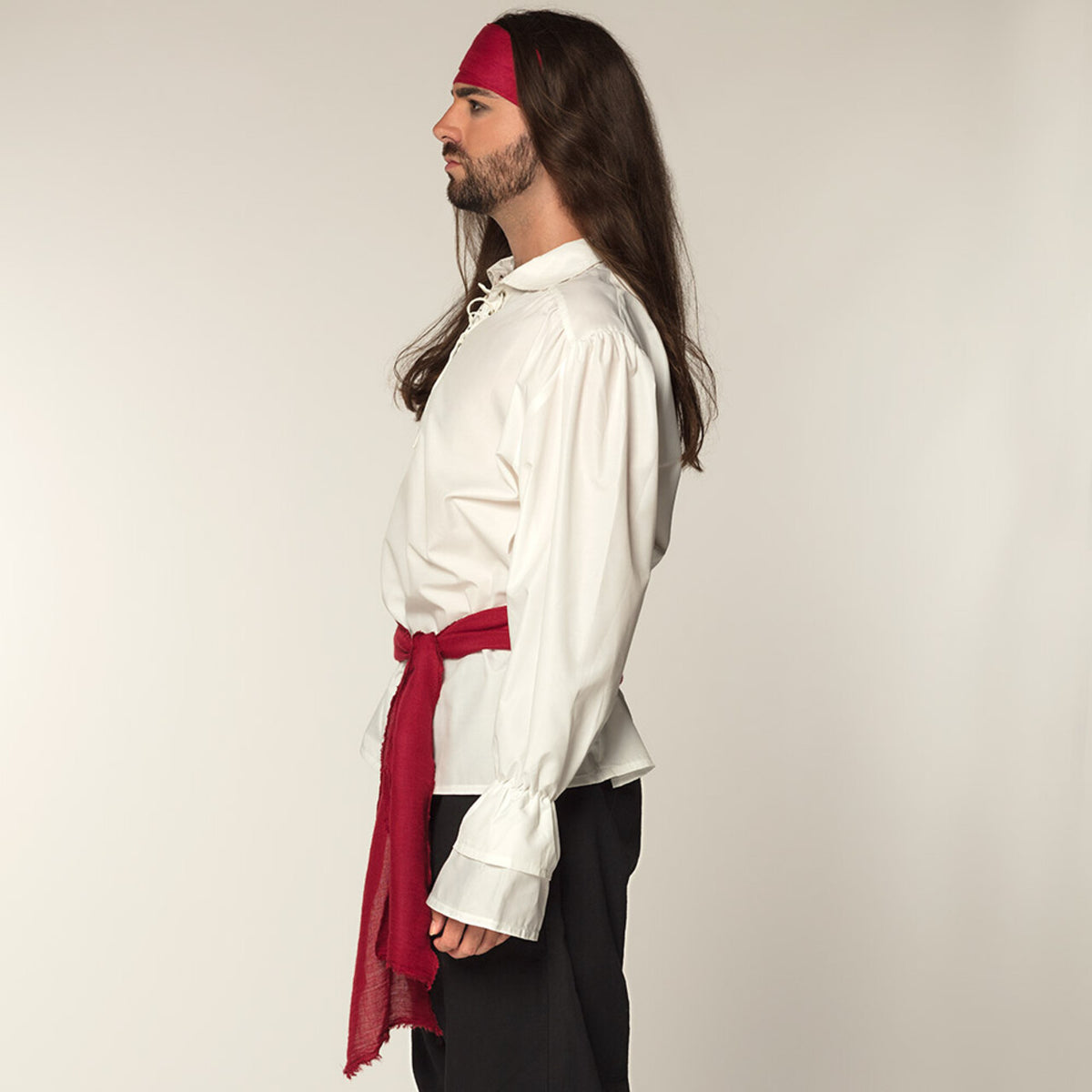 Op deze afbeelding zie je een Accessoires, van het merk Boland. Set Piraat Rood (Hoofdband En Sjerp)