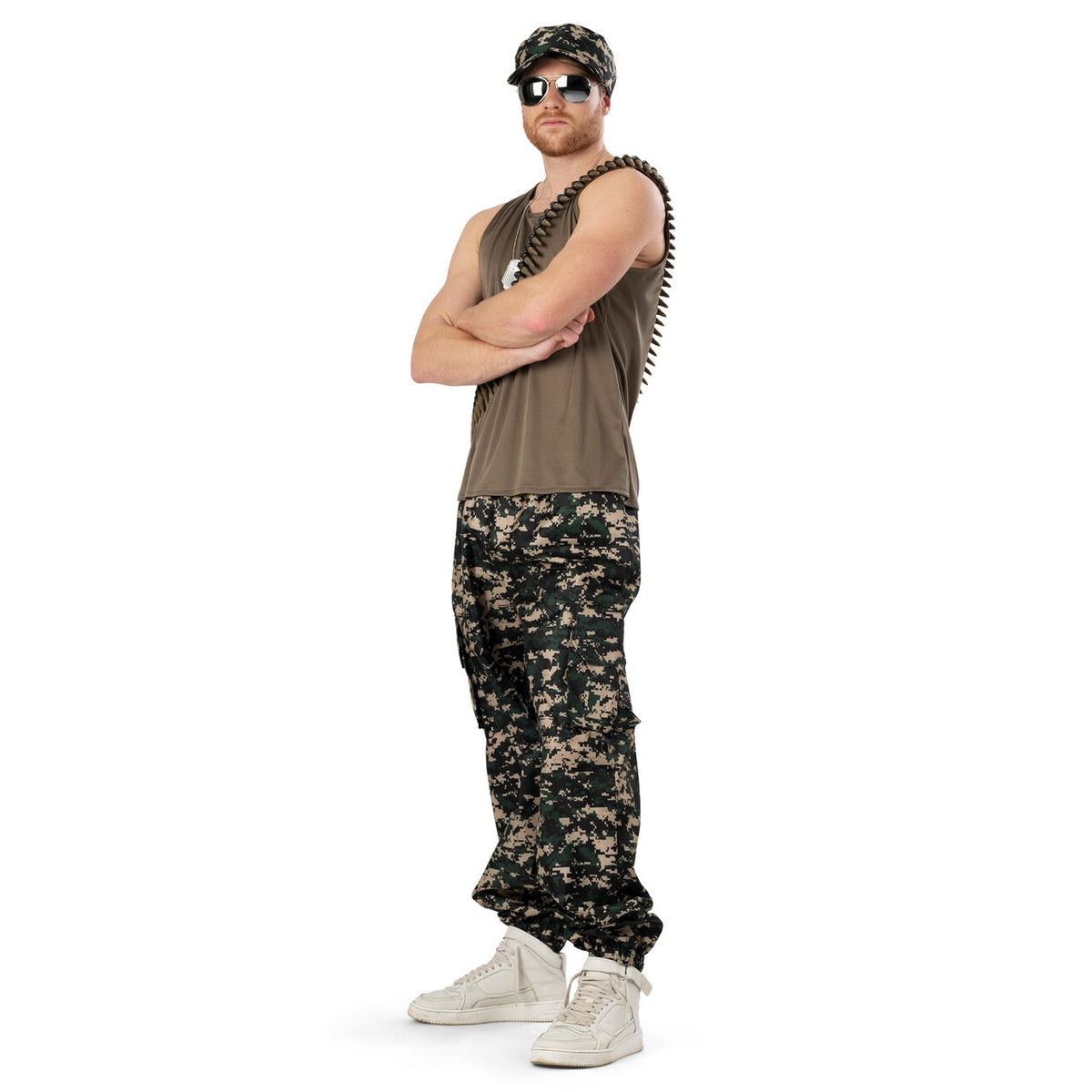 Op deze afbeelding zie je een Kostuums, van het merk Funny Fashion. Army Andy Man Kostuum