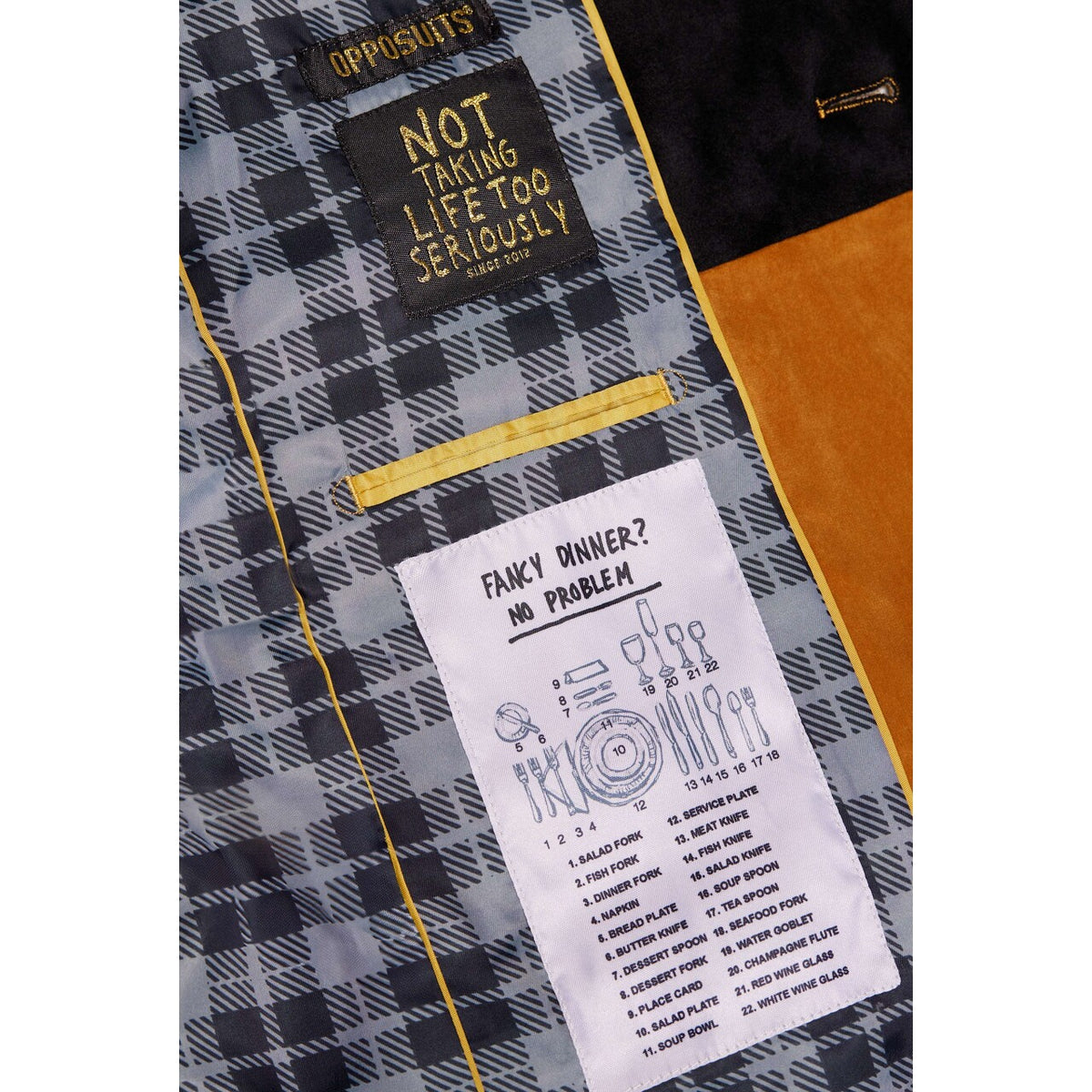 Op deze afbeelding zie je een Kostuums, van het merk Opposuits. Womens Dinner Jacket - Gold Vrouw Kostuum