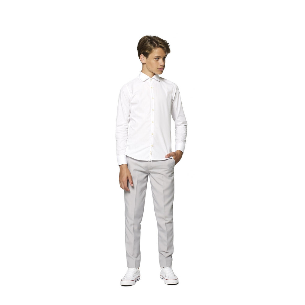 Op deze afbeelding zie je een Kostuums, van het merk Opposuits. Universeel Wit Overhemd Voor Onder Een Pak Tiener Jongen