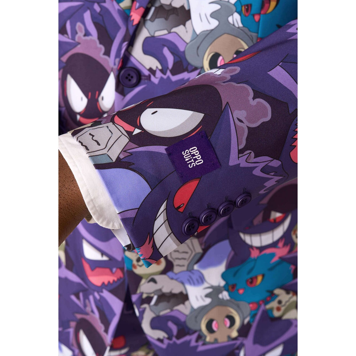 Op deze afbeelding zie je een Kostuums, van het merk Opposuits. Pokémon Ghost Types Man Kostuum