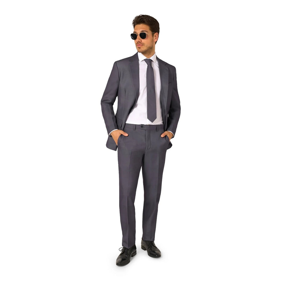 Op deze afbeelding zie je een Kostuums, van het merk Opposuits. Charcool Man Kostuum