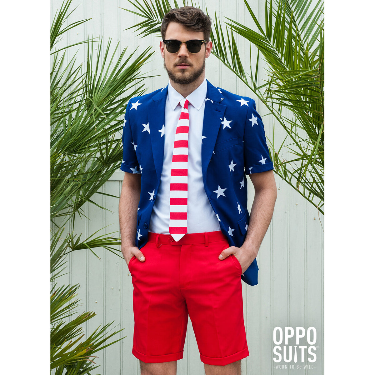 Op deze afbeelding zie je een Kostuums, van het merk Opposuits. Summer Festival Extravagant Stars And Stripes Opposuit Kostuum Man