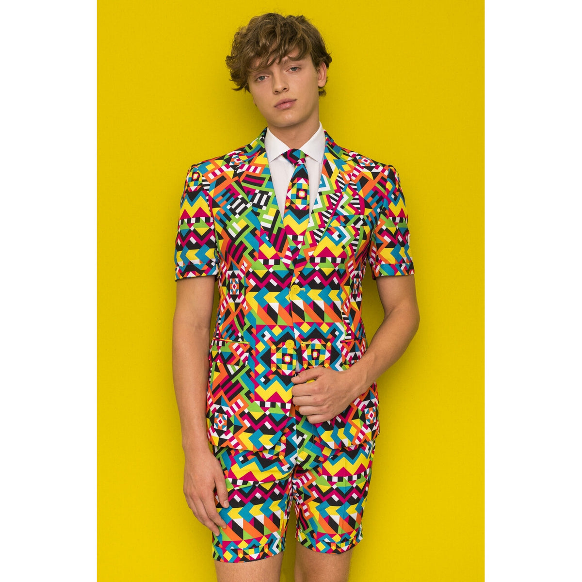 Op deze afbeelding zie je een Kostuums, van het merk Opposuits. Abstractive Caleidoscoop Man Kostuum
