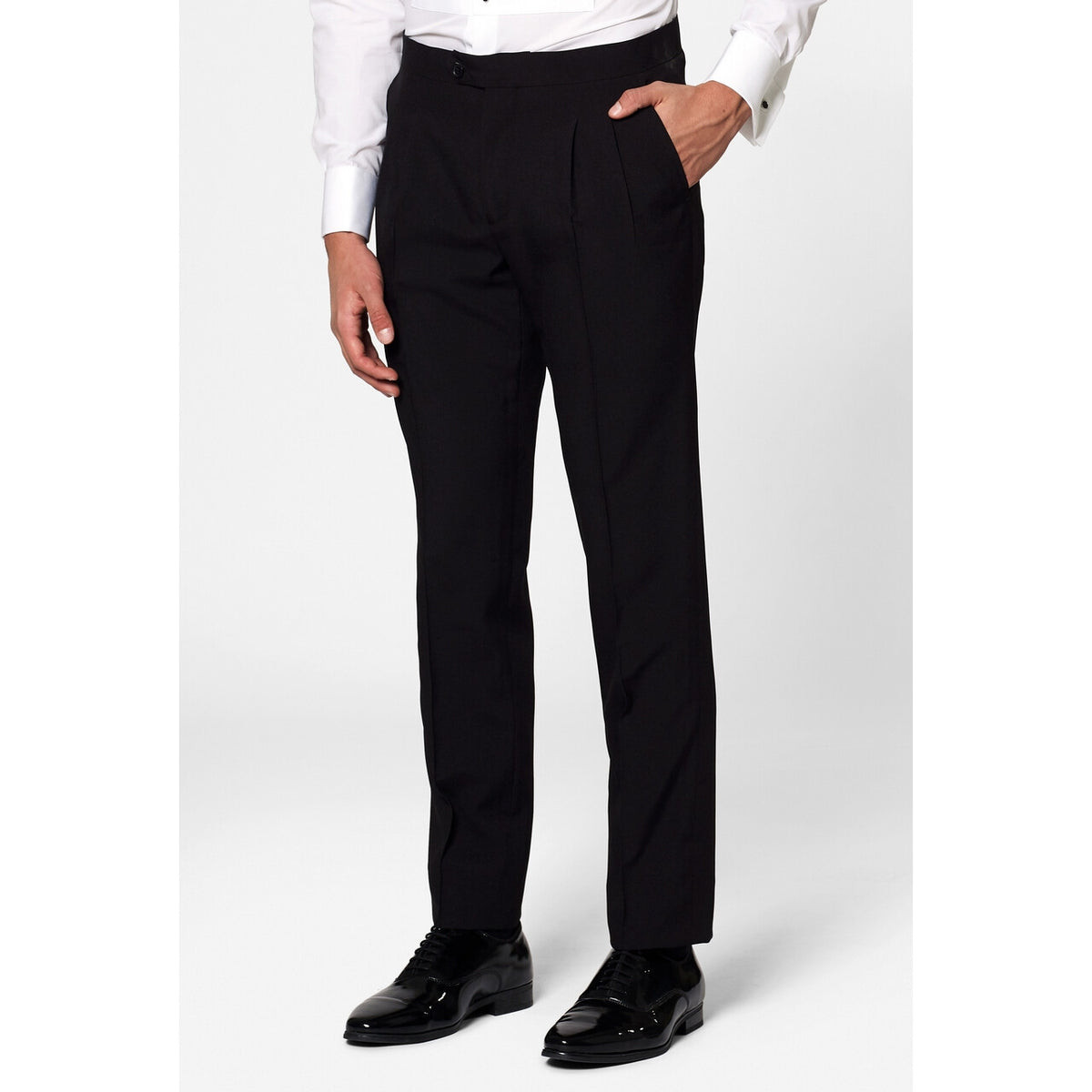Op deze afbeelding zie je een Kostuums, van het merk Opposuits. Jet Set Black Cocktail Party Man Kostuum