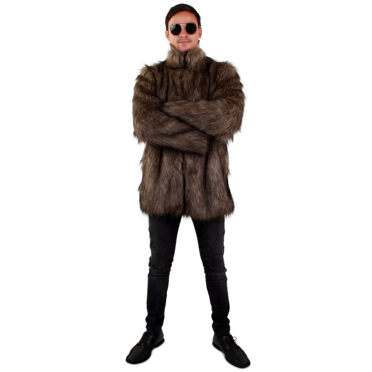 Op deze afbeelding zie je een Kostuums, van het merk PartyXplosion. Eindeloze Siberische Winters Pool Bont Jas Bruin Man