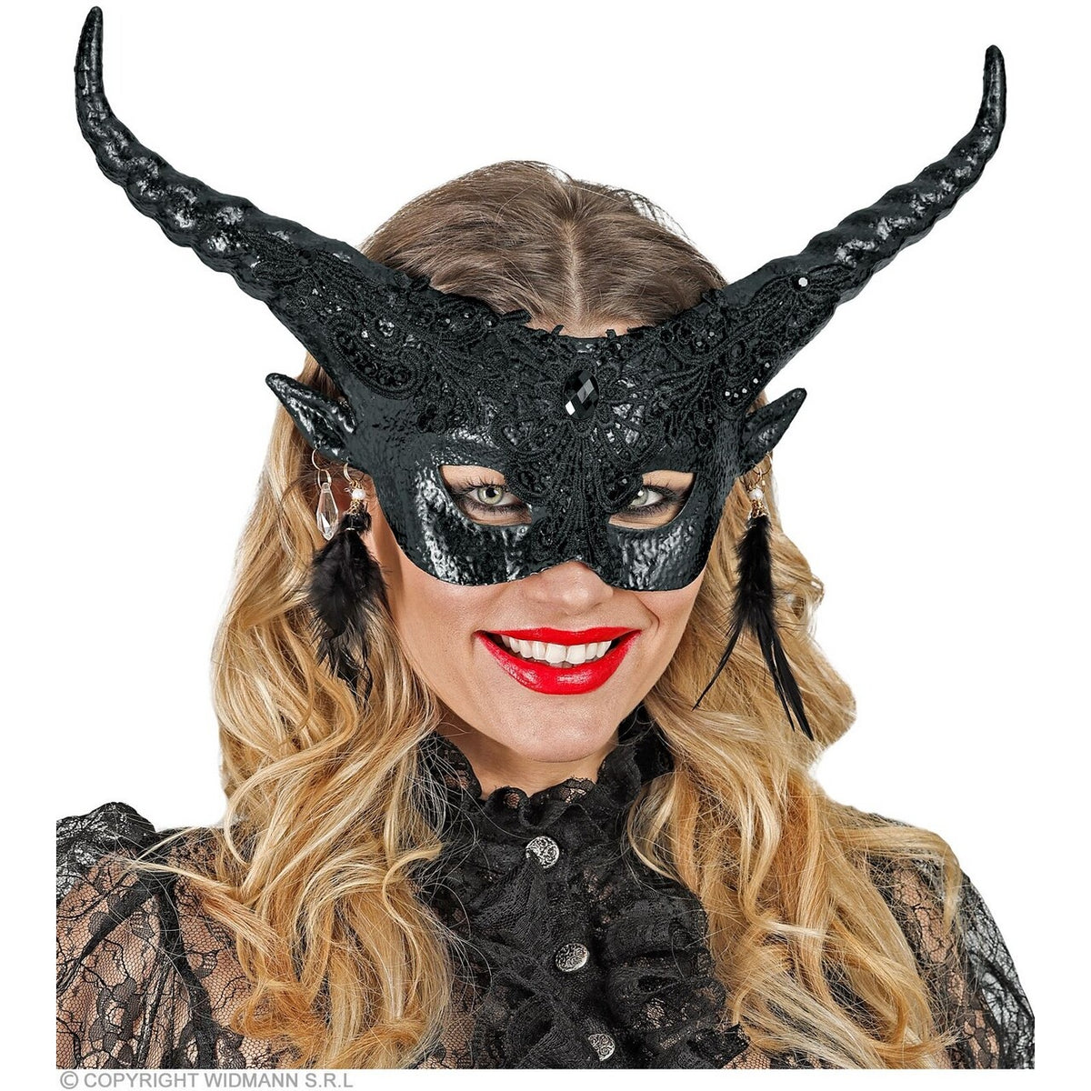 Op deze afbeelding zie je een Accessoires, van het merk Widmann. Oogmasker Voodoo Duivel Met Hoorns