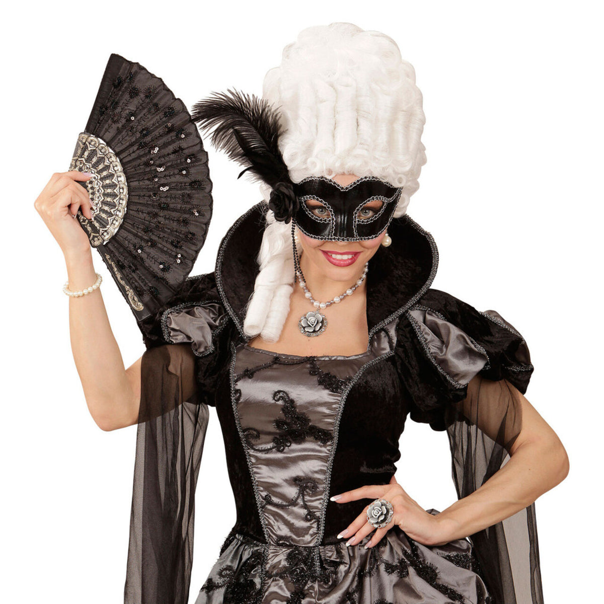 Op deze afbeelding zie je een Accessoires, van het merk Widmann. Signorina Oogmasker Venetie Zwart Met Veren