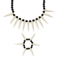 Ensemble De Bijoux Préhistoriques Homme Des Cavernes