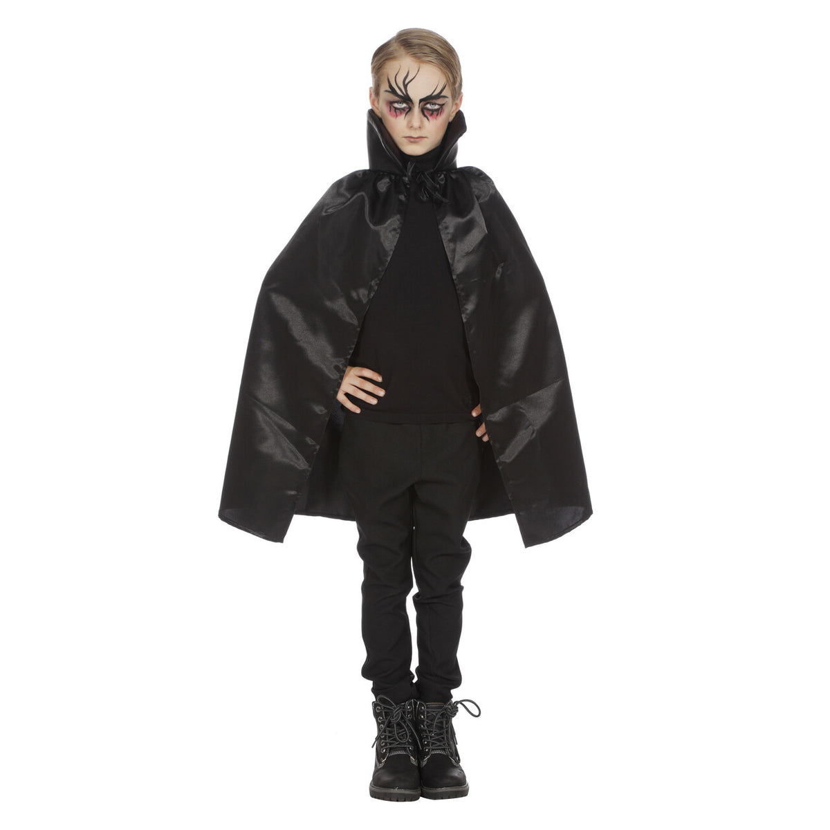 Op deze afbeelding zie je een Accessoires, van het merk Wilbers. Dracula Cape Dubbel Met Kraag Zwart