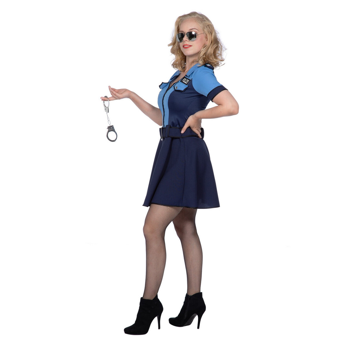 Op deze afbeelding zie je een Kostuums, van het merk Wilbers. Aantrekkelijke Duitse Polizei Silke Vrouw Kostuum